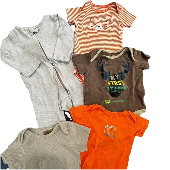 Baby Boys Bundle Of 9 Size 6-9 Mo John Deere Carters Bodysuits Footie Pajamas - Picture 3 of 4